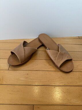Diane Von Furstenberg Tan Neutral Leather Knotted Slide Sandals Flats Size 7.5